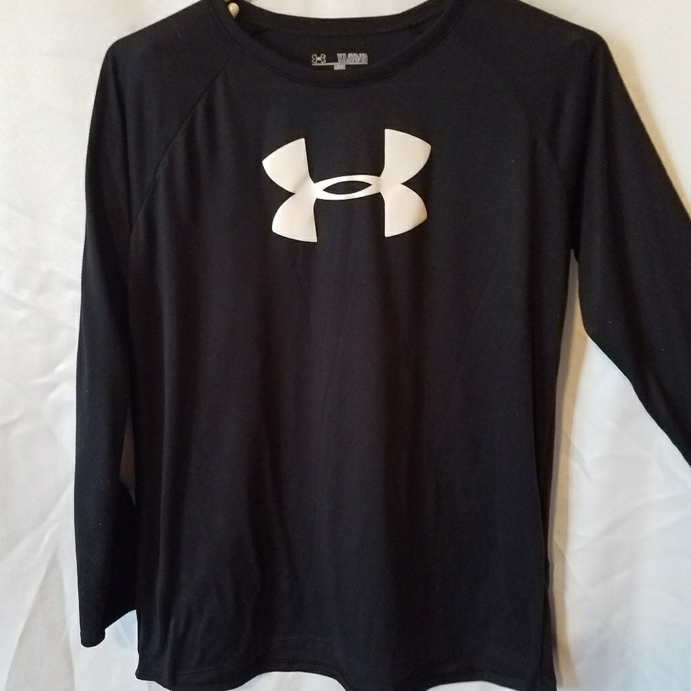 Under armour boys long sleeve T shirt